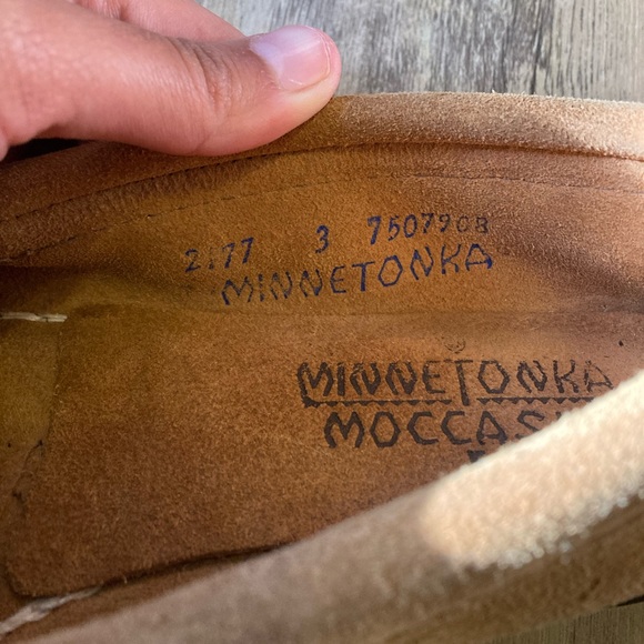 Minnetonka Thunderbird Moccasins - Picture 4 of 6